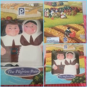 NEW IN BOX PUBLIX PILGRIM PAIR NAPKIN HOLDER